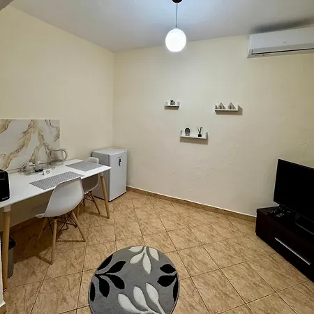 ゲストハウス Guestroom ティラナ