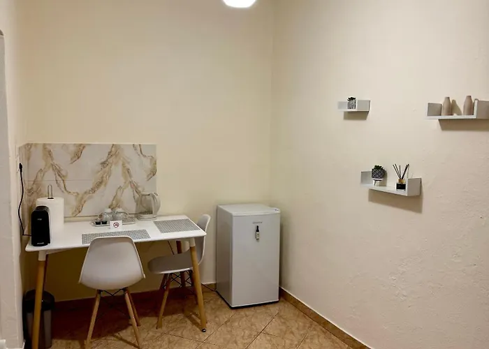 ゲストハウス Guestroom